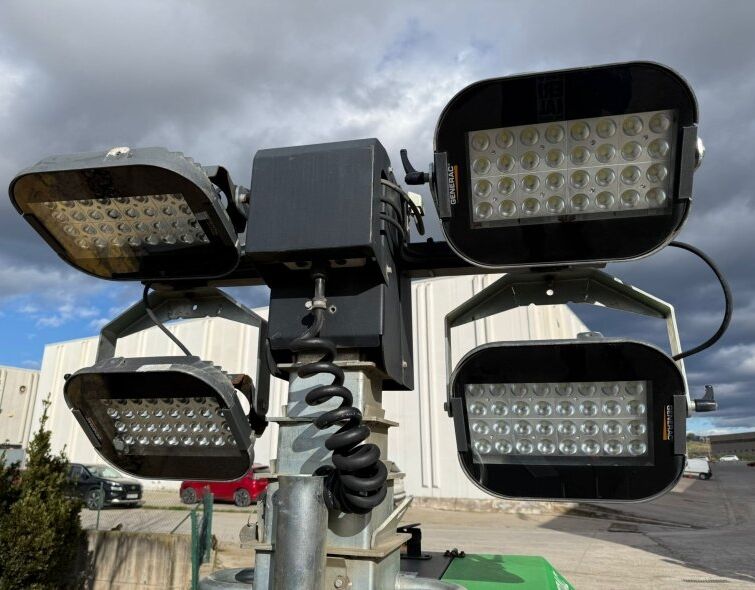 GENERAC MOBILE V20 LIGHTING TOWER